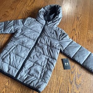 Under armour - youth medium puffer jacket
